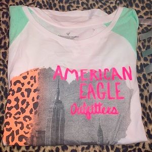 NWOT American Eagle Raglan Tee XL